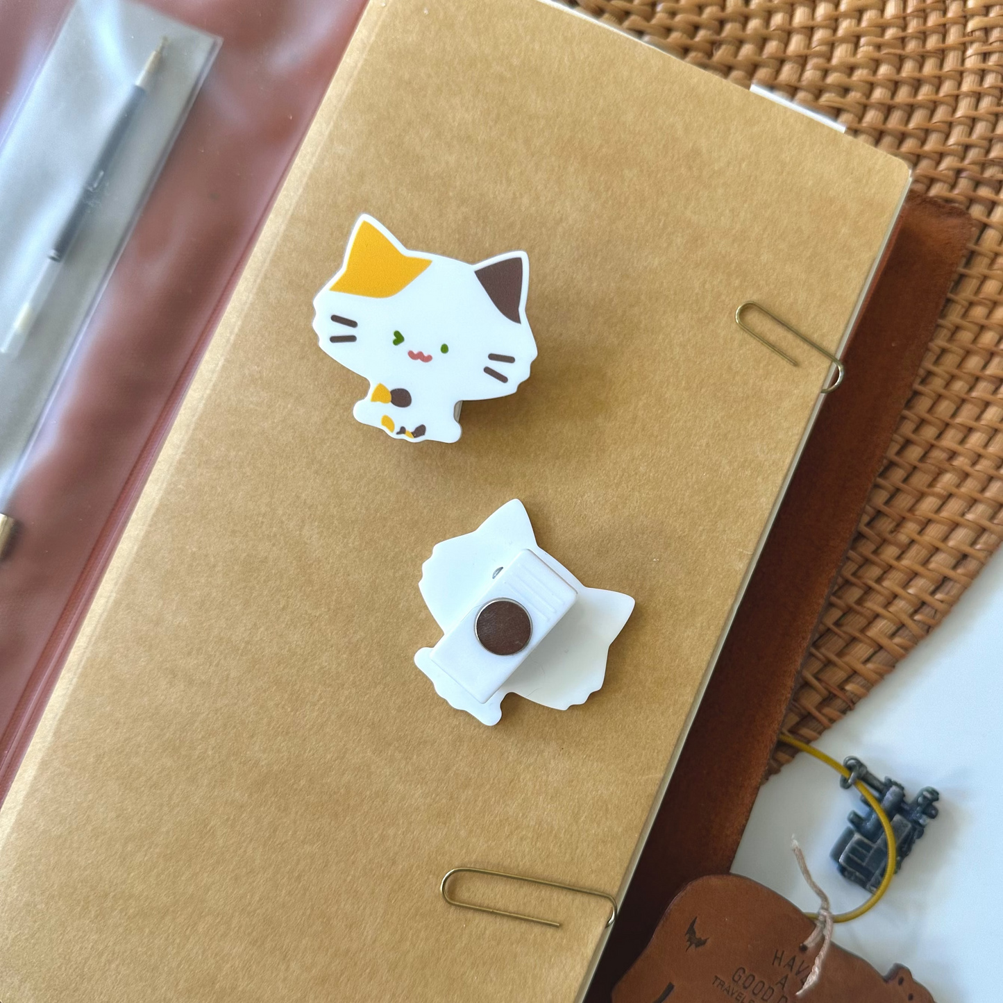 Magnetic Clip: Calico Cat