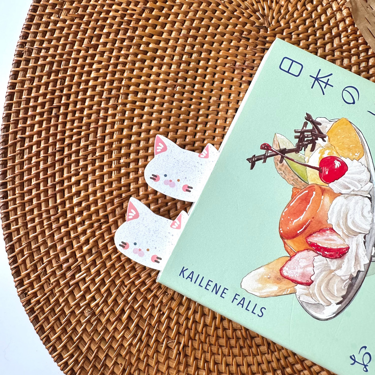 Bookmark - White Cat